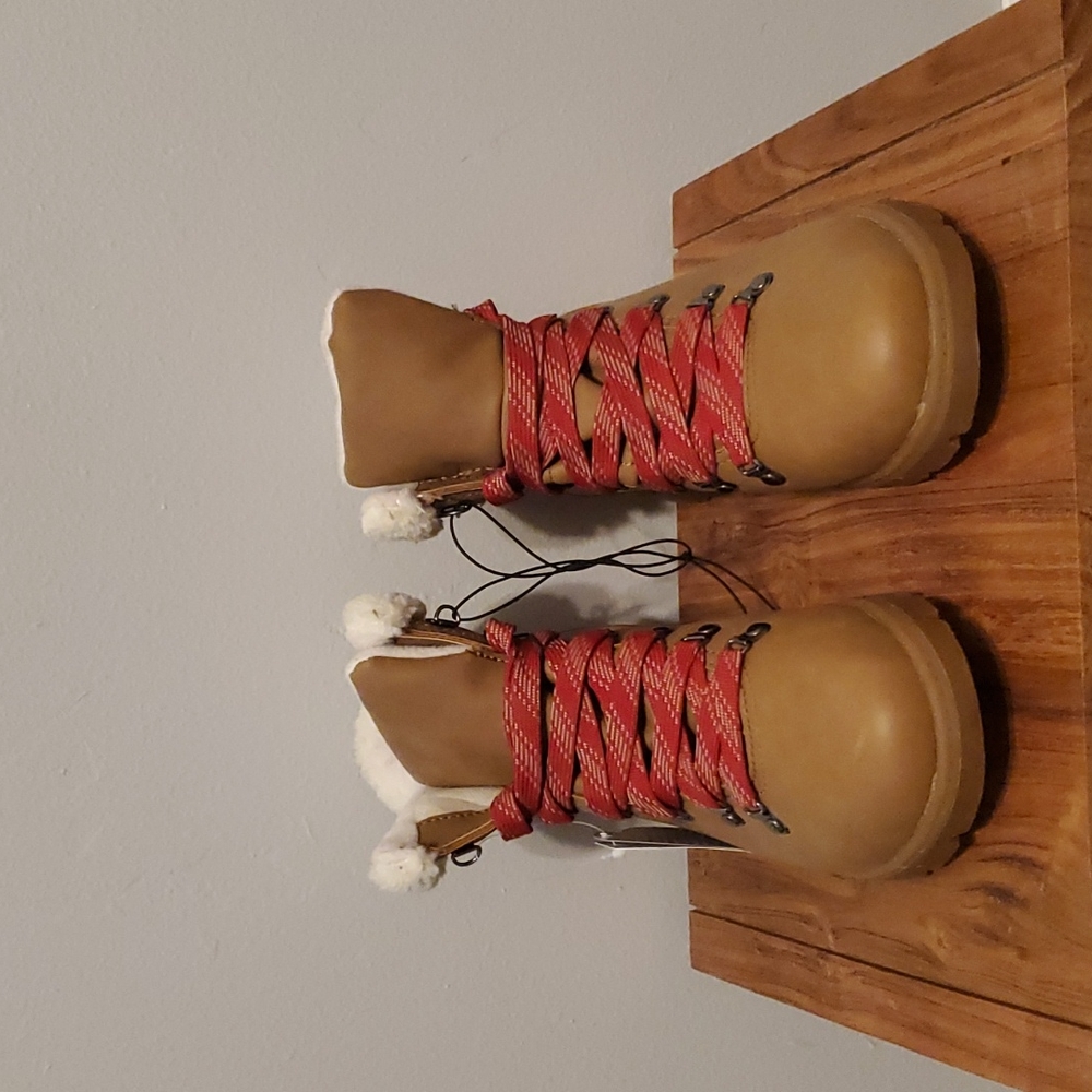 Time and Tru winter Lug boot